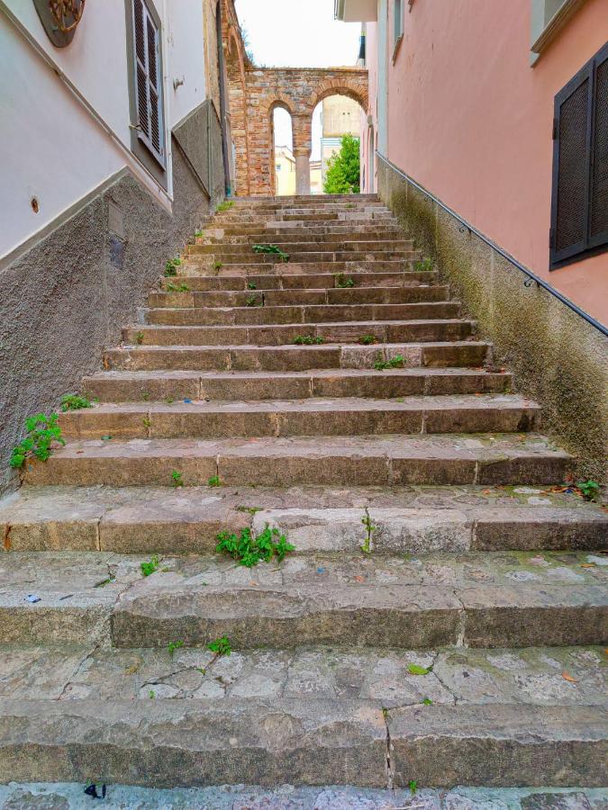 Nari Bed&Breakfast Gaeta Exterior foto
